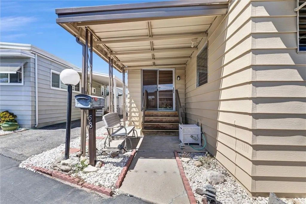 Photo of 18801 Hawthorne Blvd #58, Hawthorne, CA 90504 (MLS # CV26088454)