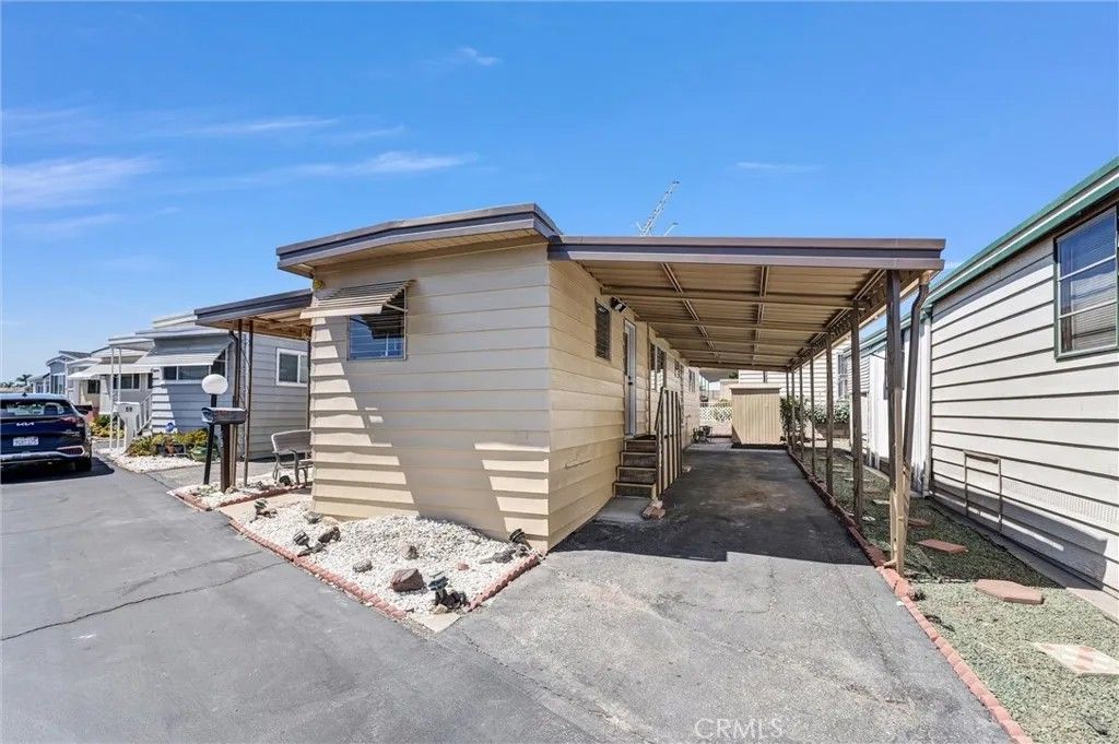 Photo of 18801 Hawthorne Blvd #58, Hawthorne, CA 90504 (MLS # CV26088454)