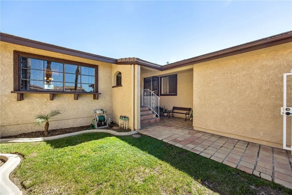 30176 Windward