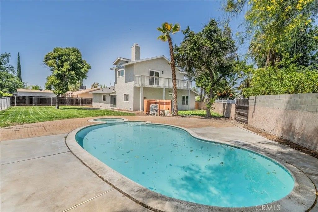 Photo of 41105 Felton Court, Hemet, CA 92544 (MLS # WS26100609)