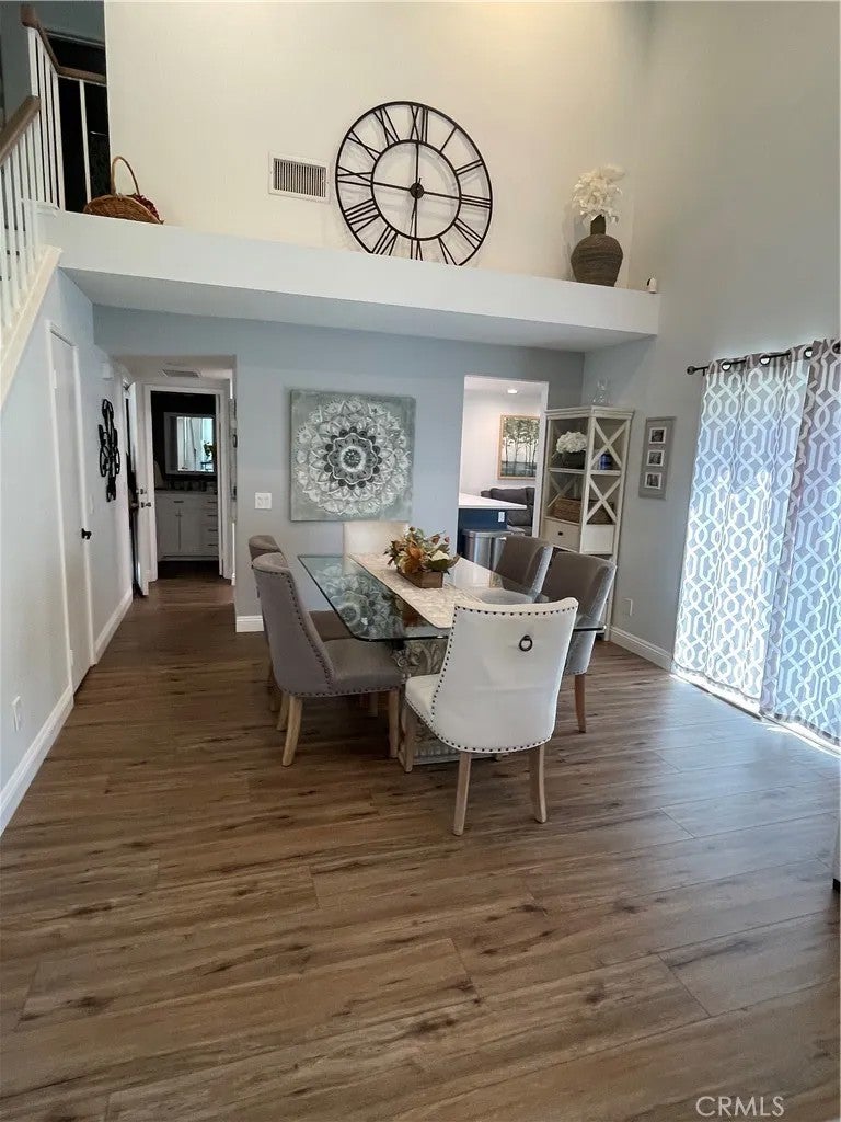6097 E Montefino