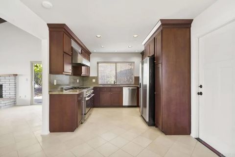 Tiny photo for 330 Vista Del Escuela, El Cajon, CA 92019 (MLS # PTP2507661)