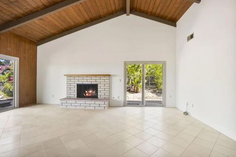 Tiny photo for 330 Vista Del Escuela, El Cajon, CA 92019 (MLS # PTP2507661)