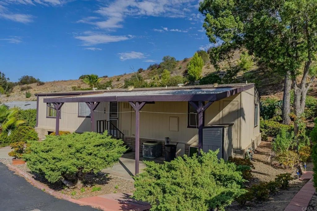 Photo of 4650 Dulin Rd #188, Fallbrook, CA 92028 (MLS # NDP2509152)