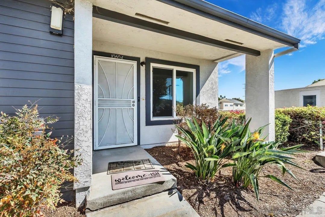 10604 Queen Jessica Ln.