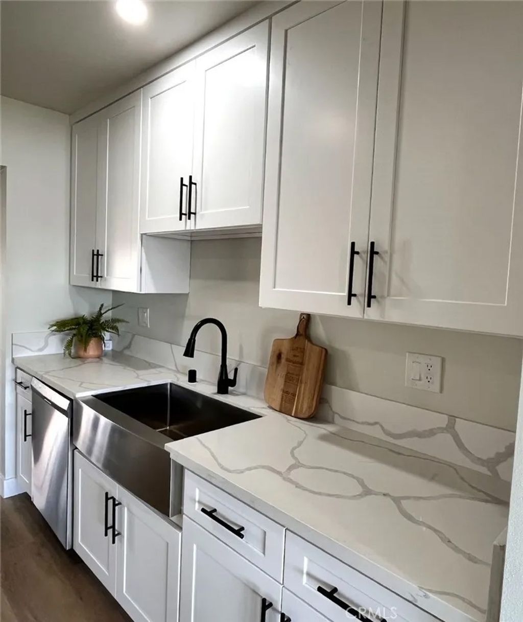 Photo of 905 Patrick Ave, Pomona, CA 91767 (MLS # OC25278500)