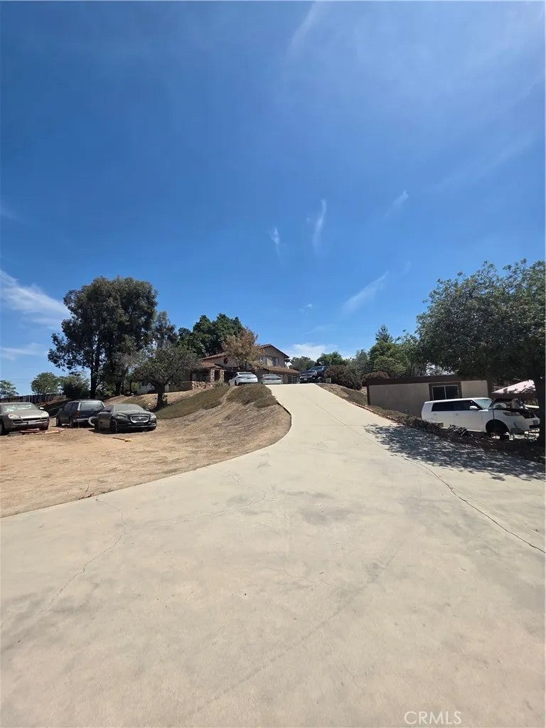 18251 Northstar Avenue