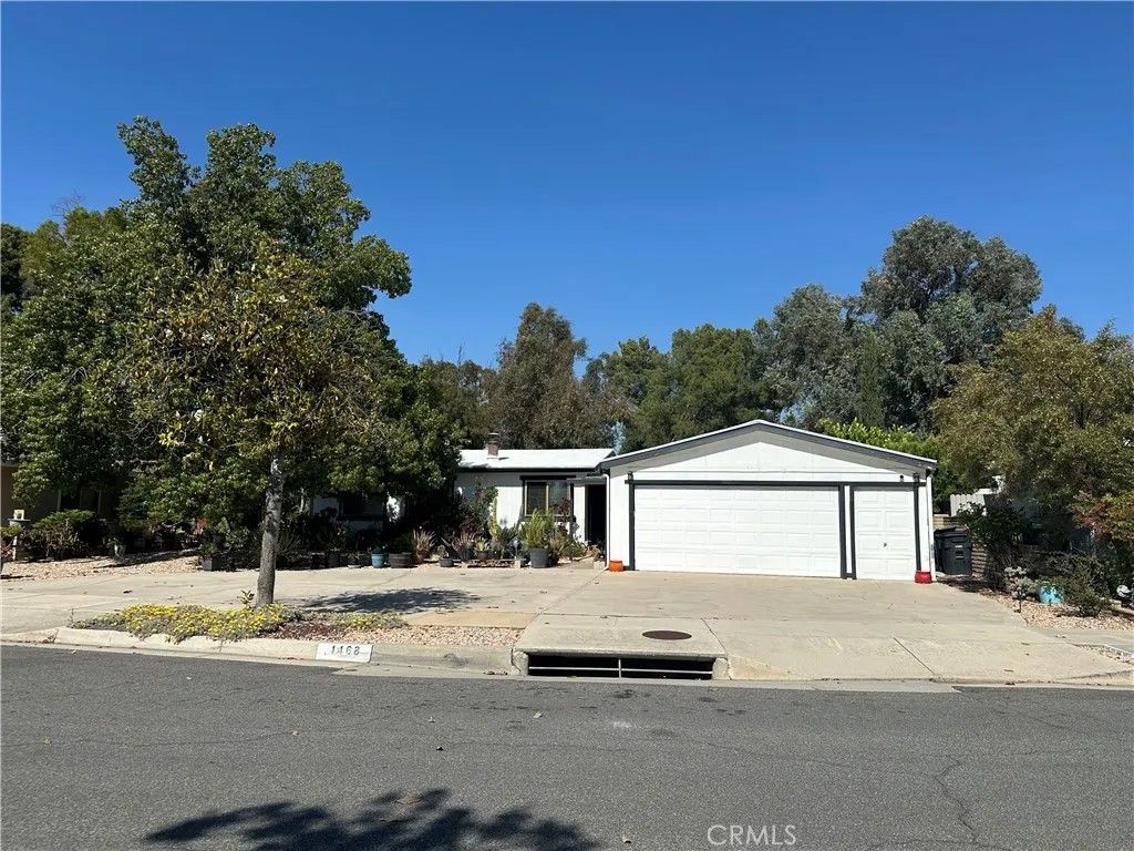 Photo of 1468 Willow Leaf DR, Hemet, CA 92545 (MLS # SW26101240)