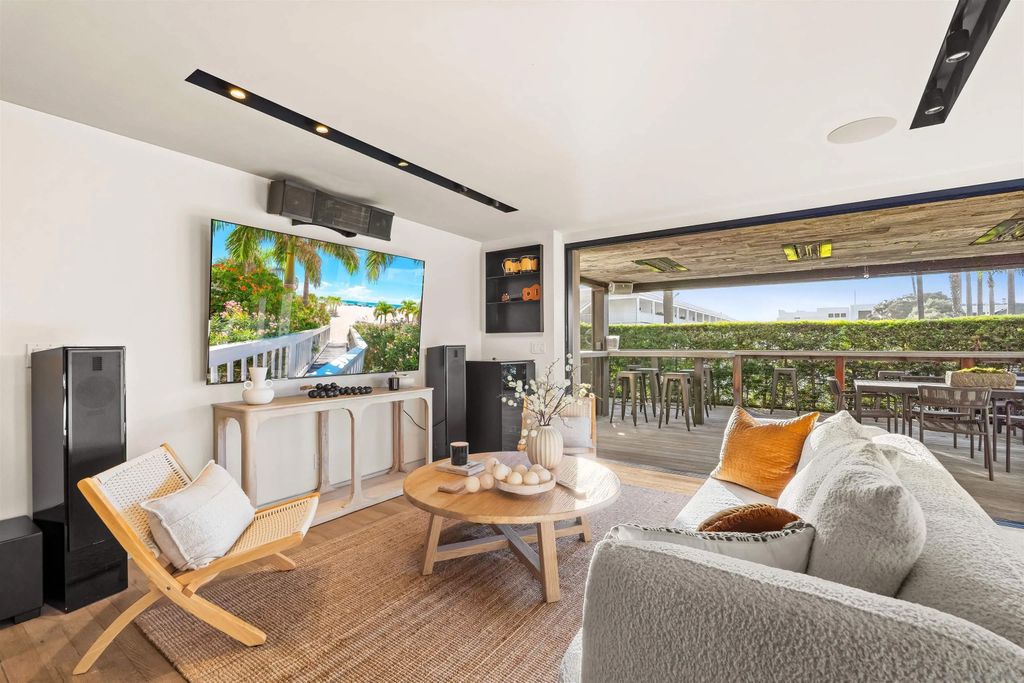 Photo of 1715-17 Coast Blvd, Del Mar, CA 92014 (MLS # 260002781)