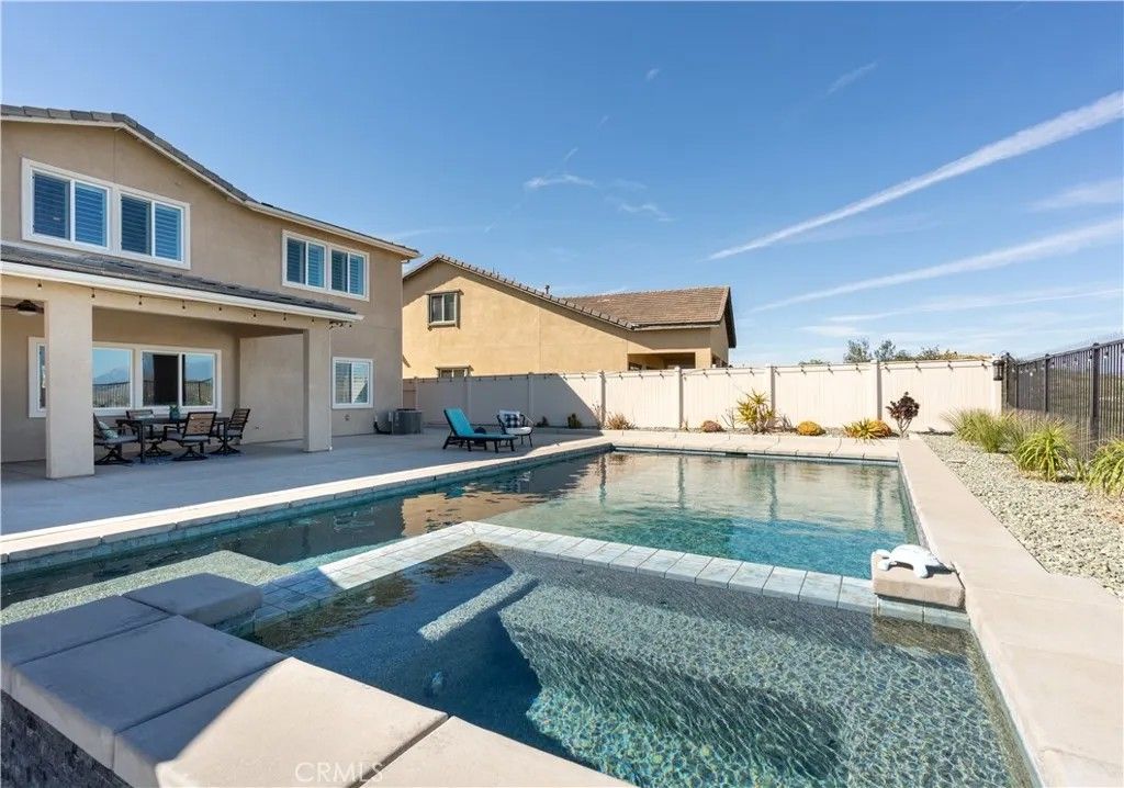 Photo of 34846 Kingsnake Ave, Murrieta, CA 92563 (MLS # SW26067225)