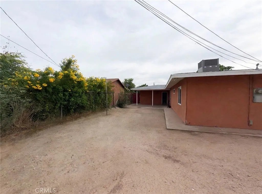 641 Lincoln Street