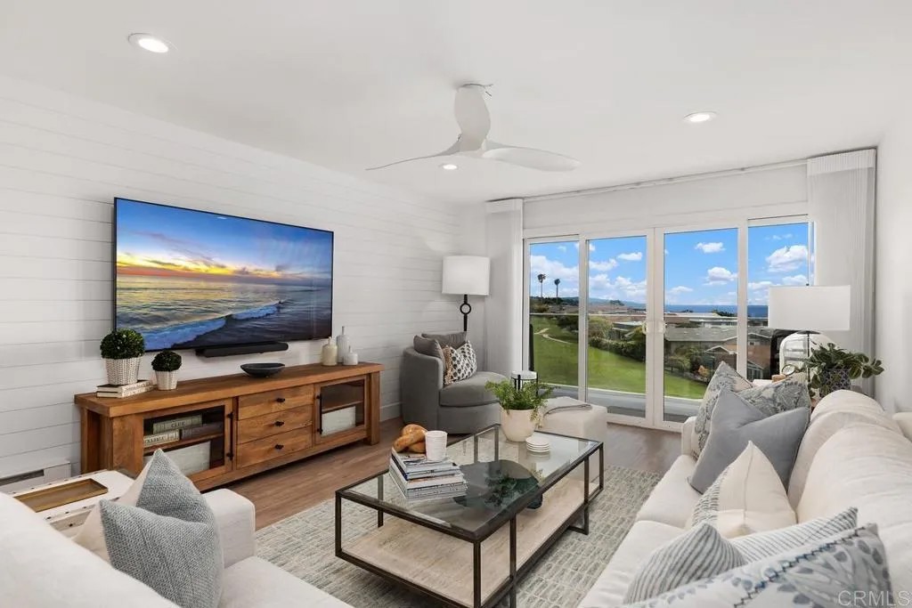 640 W Solana Circle 11