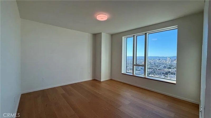 889 Francisco Street 3608