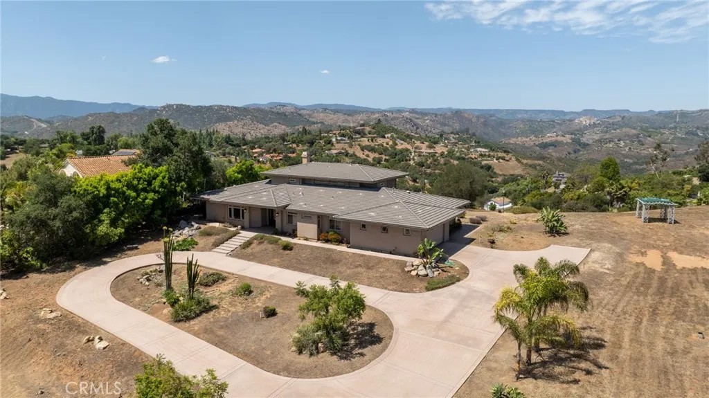 1186 Lydia Lane