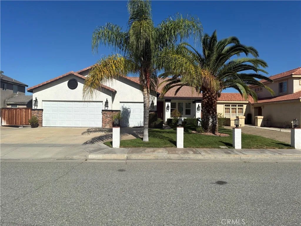Photo of 1852 Rue Chenin Blanc, San Jacinto, CA 92583 (MLS # IG26202509)