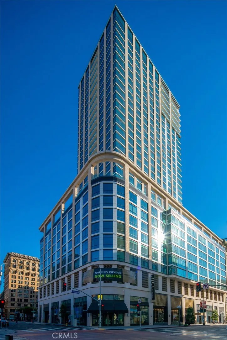 400 S Broadway 1012
