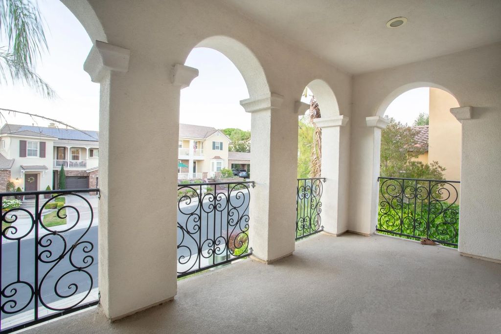 Photo of 16 Sharon Ln, Coto De Caza, CA 92679 (MLS # 260007384)