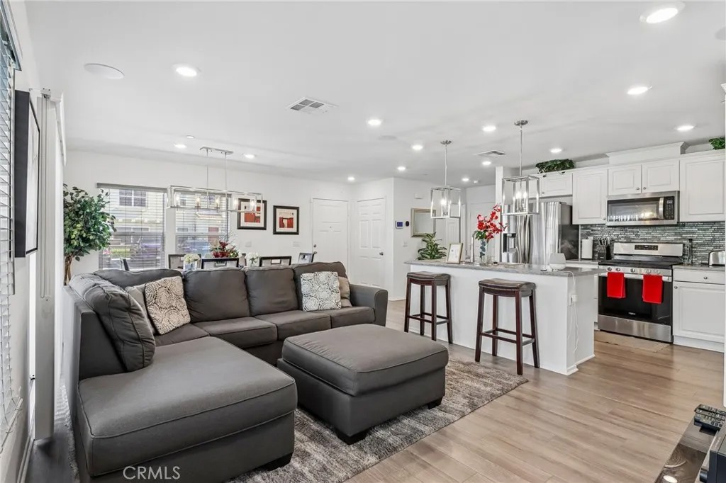 7155 Citrus Avenue 355