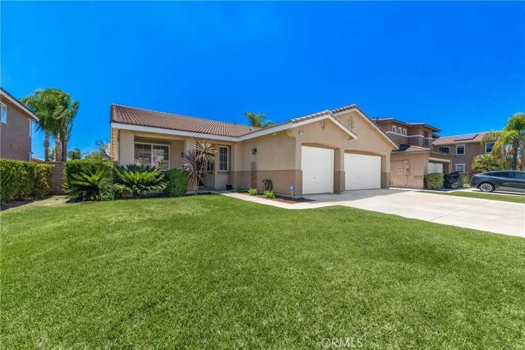 41196 Coolidge Circle