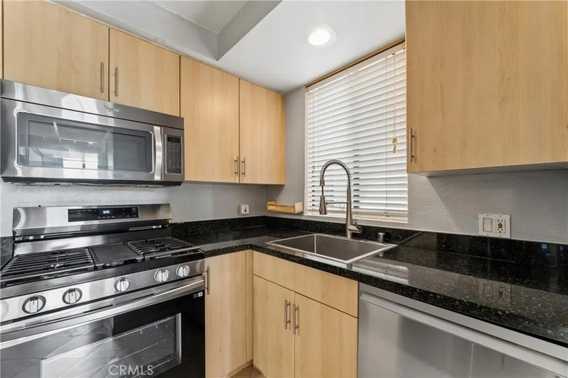 7826 Topanga Canyon 220