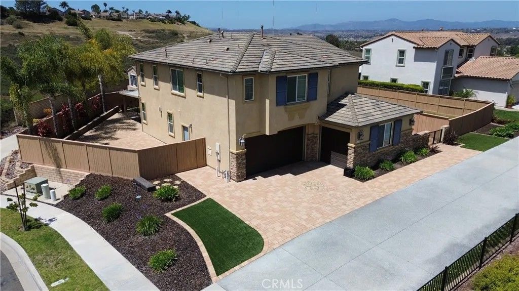 Photo of 1128 Ocean Ridge Court, Oceanside, CA 92056 (MLS # OC26099131)