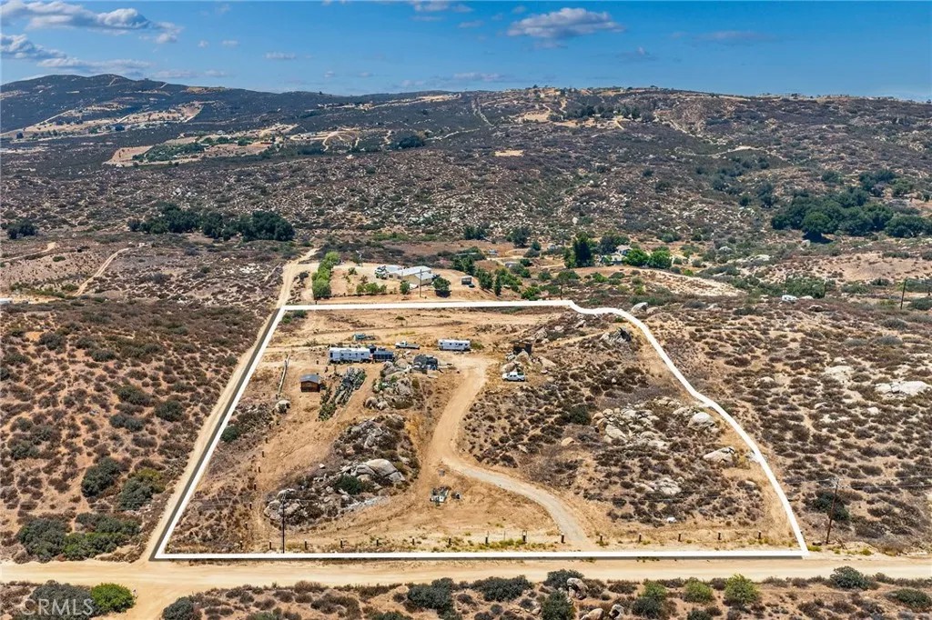 41720 Oak Canyon