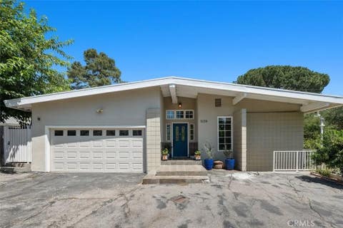 Photo of 3136 Frances Avenue, La Crescenta, CA 91214 (MLS # AR26168738)