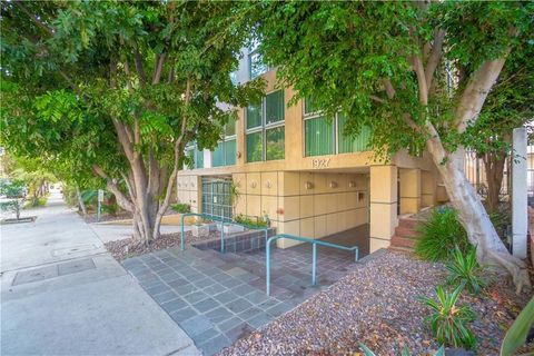 Tiny photo for 1927 Glendon #301, Los Angeles, CA 90025 (MLS # SB25251485)