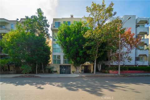Tiny photo for 1927 Glendon #301, Los Angeles, CA 90025 (MLS # SB25251485)