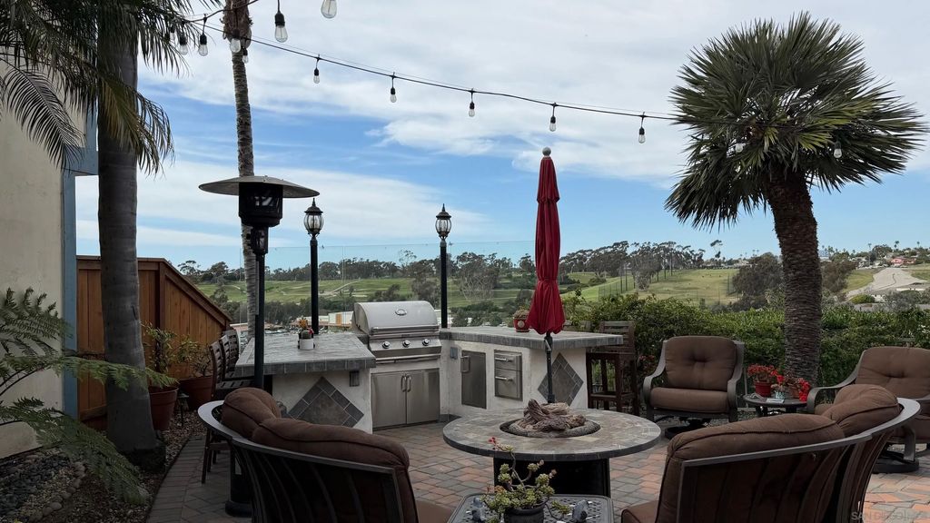 Photo of 2070 Rue De La Montagne, Oceanside, CA 92054 (MLS # 260005619)