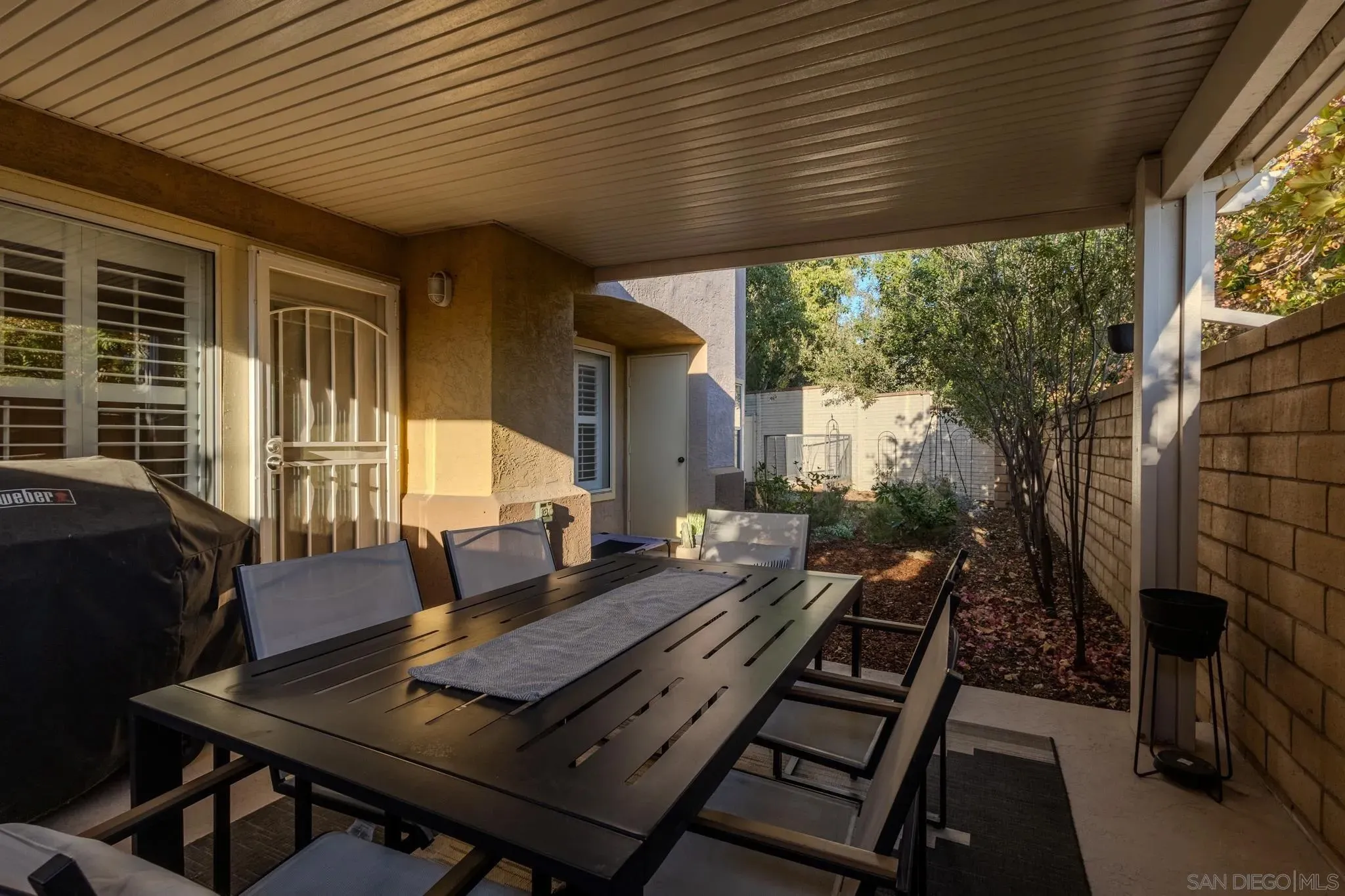 Santee, California 92071, United States, 3 Bedrooms Bedrooms, ,3 BathroomsBathrooms,Residential,Active,241469