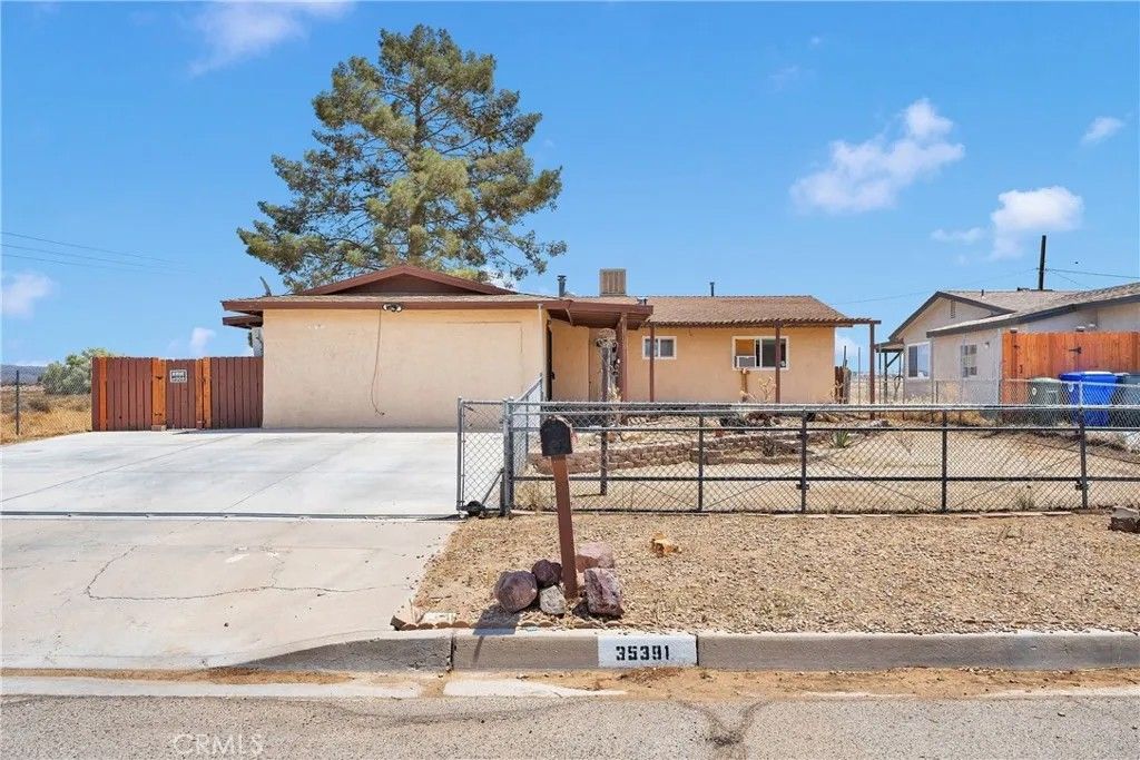 Photo of 35391 Western Drive, Barstow, CA 92311 (MLS # HD26024240)