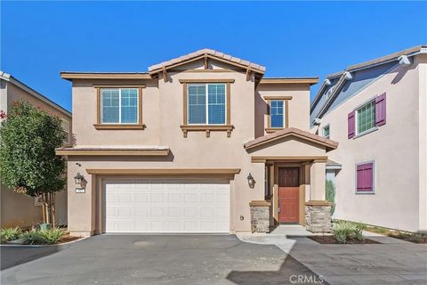 Tiny photo for 913 Helena Ridge, Lake Elsinore, CA 92530 (MLS # OC26006983)