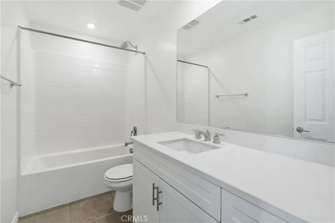 Tiny photo for 913 Helena Ridge, Lake Elsinore, CA 92530 (MLS # OC26006983)