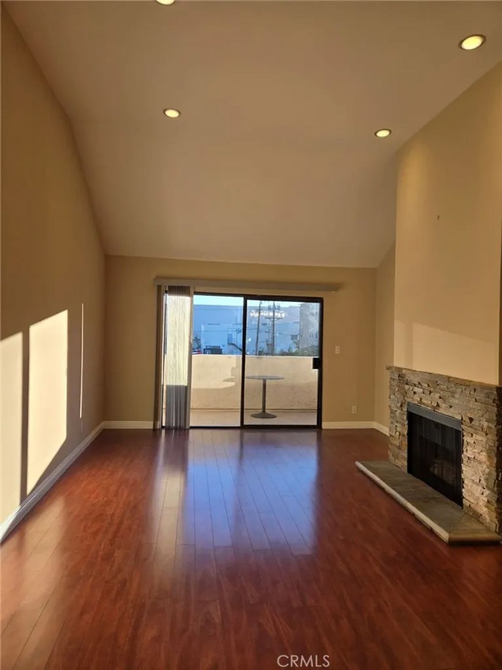 Photo of 336 W California Ave #303, Glendale, CA 91203 (MLS # SR26010554)