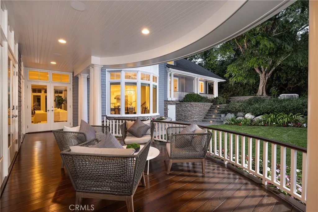 56 Royal Saint George Road