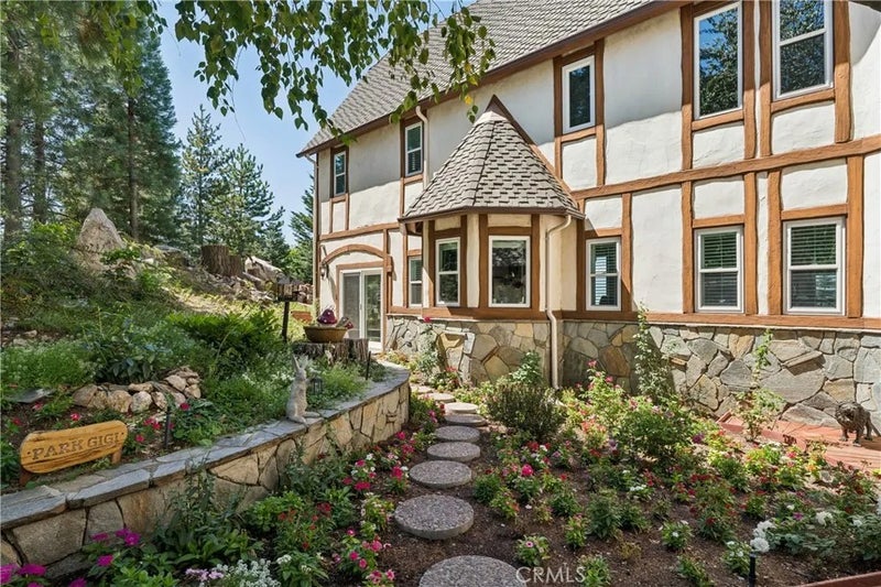 29104 Bald Eagle Ridge