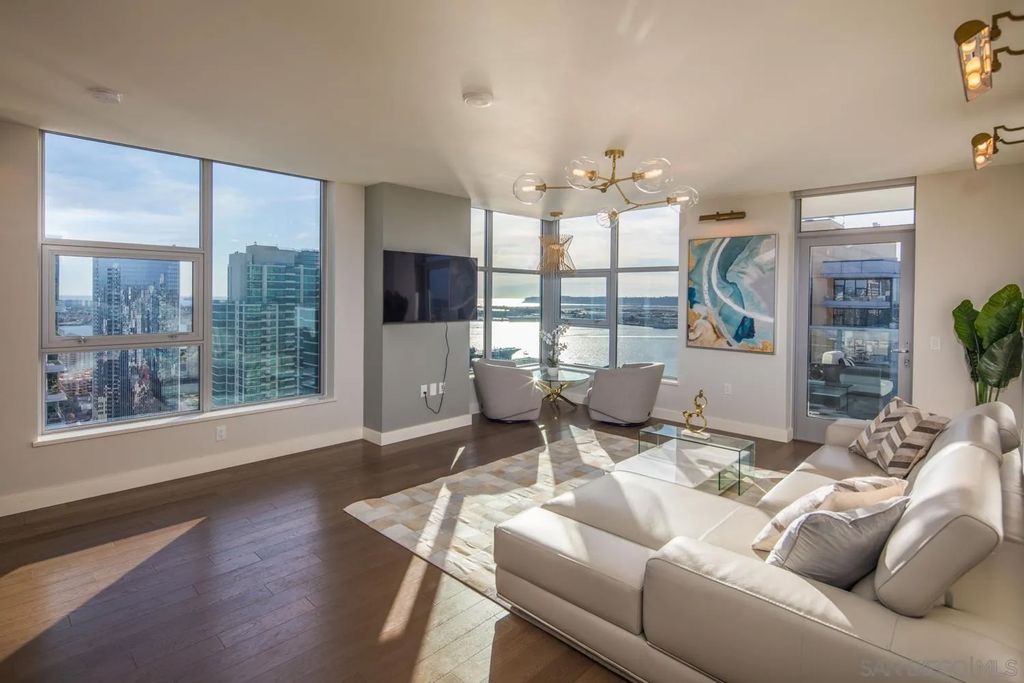 Photo of 1388 Kettner Blvd #3405, San Diego, CA 92101 (MLS # 250046228)