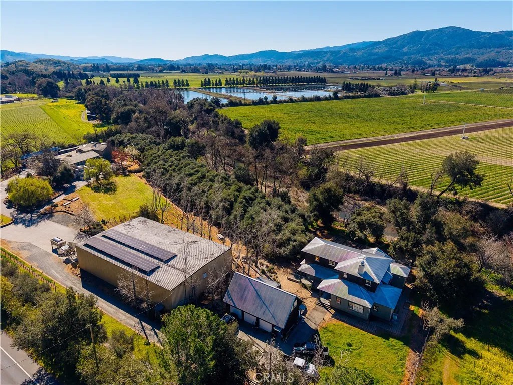 1001 Silverado Trail South