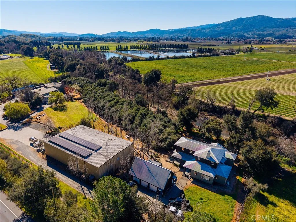 1001 Silverado Trail South