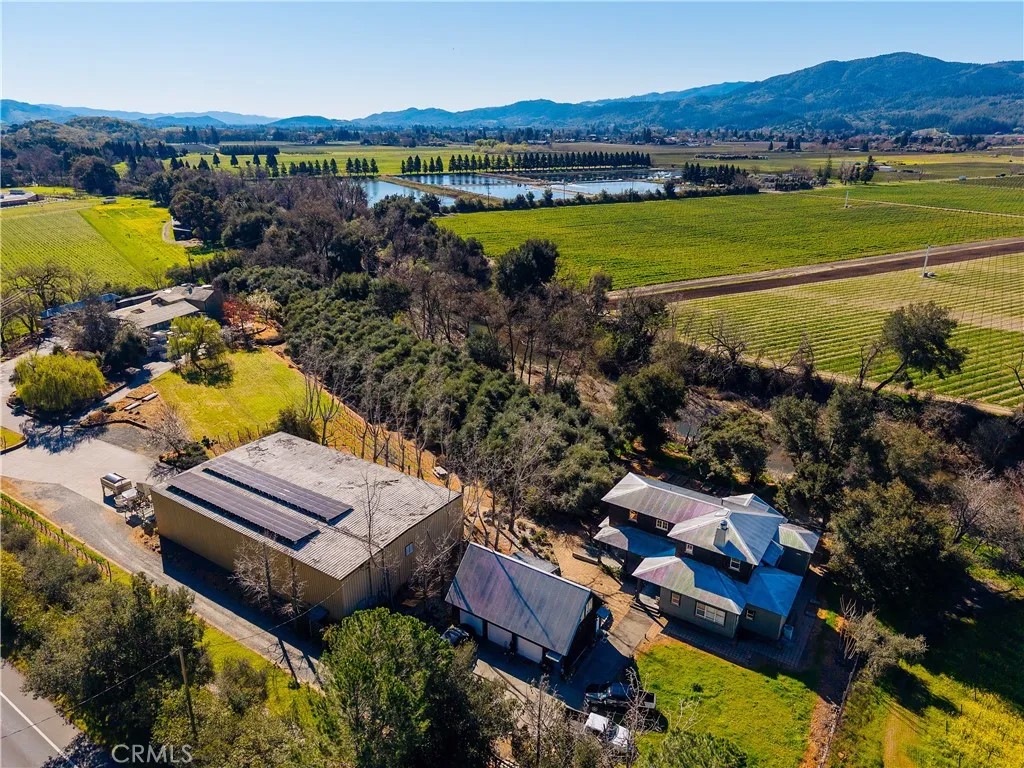 1001 Silverado Trail South