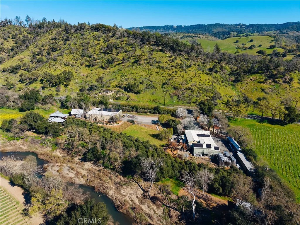 1001 Silverado Trail South