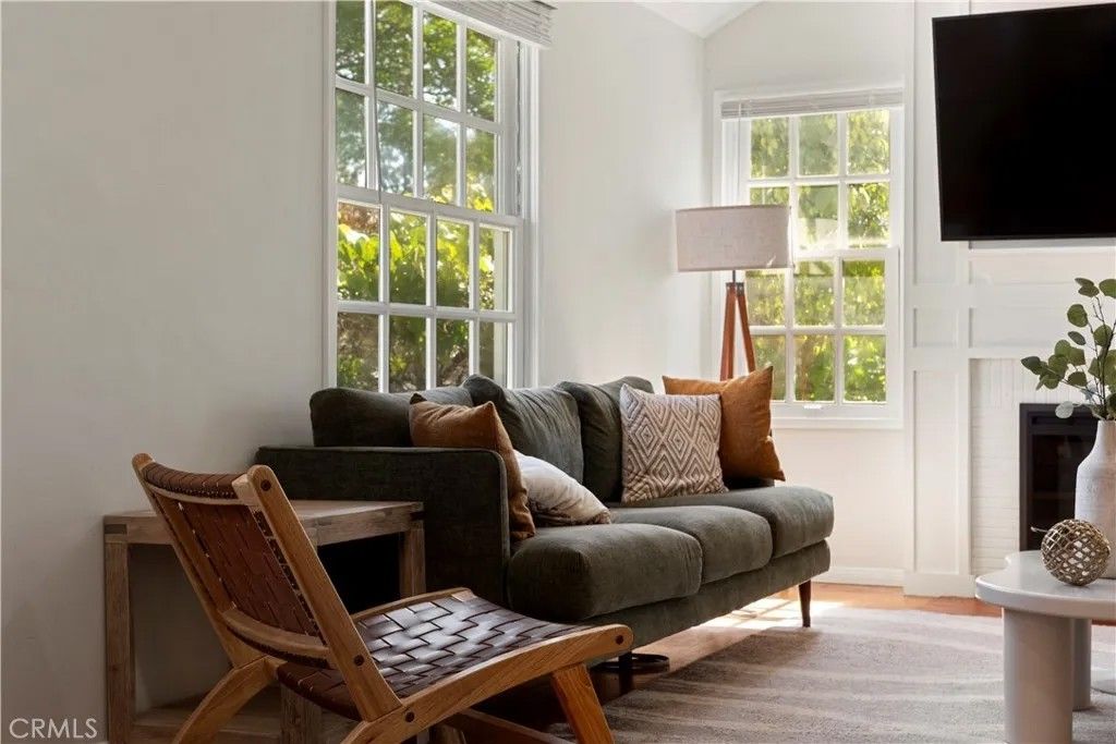 Photo of 2307 W Verdugo Ave, Burbank, CA 91506 (MLS # WS26089120)