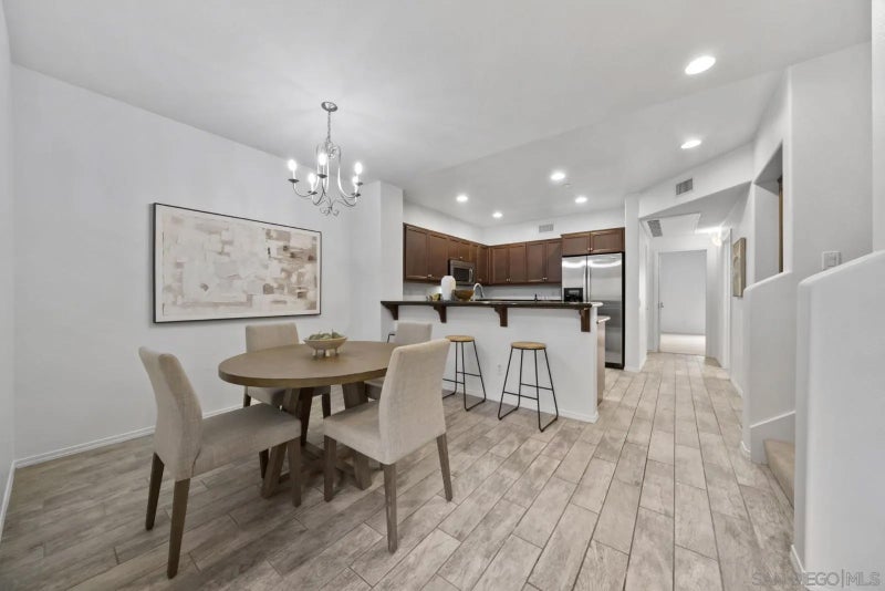 5422 Zeil Pl