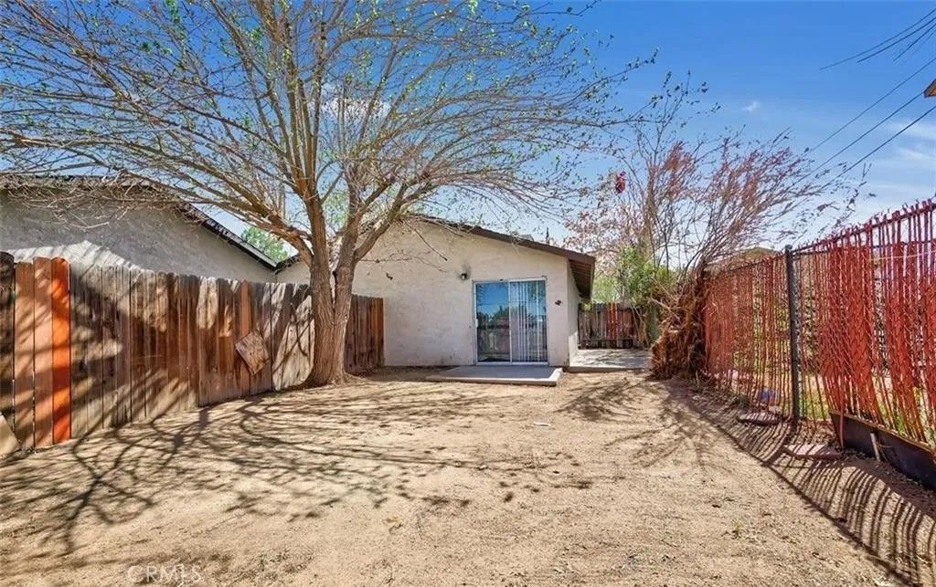 Photo of 16010 Olive St, Hesperia, CA 92345 (MLS # PW26067987)