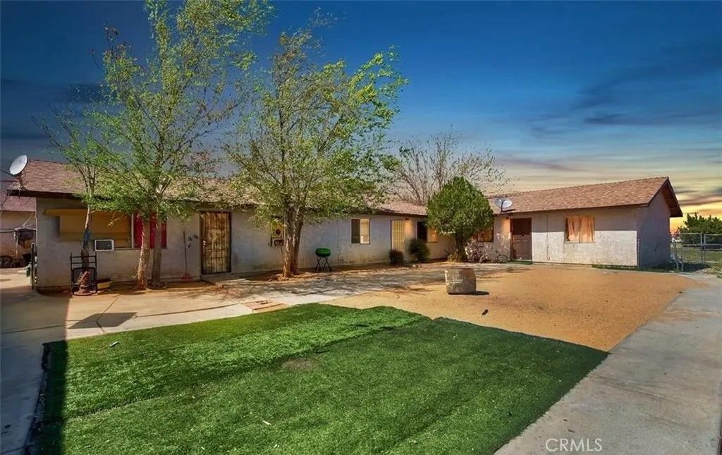 Photo of 16010 Olive St, Hesperia, CA 92345 (MLS # PW26067987)