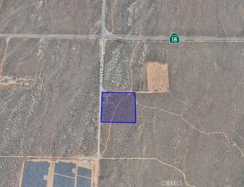 0 White Phelan CA 92371
