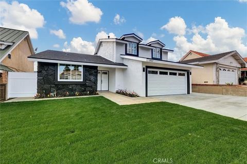 Tiny photo for 19407 Cliveden Ave, Carson, CA 90746 (MLS # SB25240446)