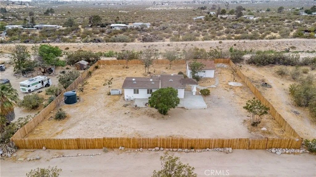 Photo of 9888 Terrace Drive, Morongo Valley, CA 92256 (MLS # CV26090996)