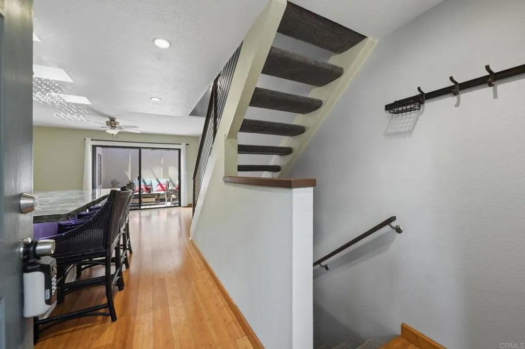 Photo of 8437 Via Mallorca, La Jolla, CA 92037 (MLS # NDP2608586)